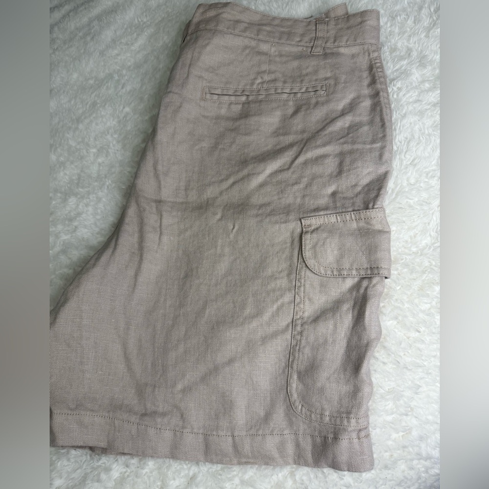 C&C California Men's Linen Cargo Shorts in Light Tan - Picture 6 of 6